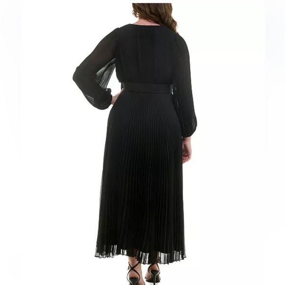 Taylor Pleated Belted Maxi Dress - Picture 2 of 6